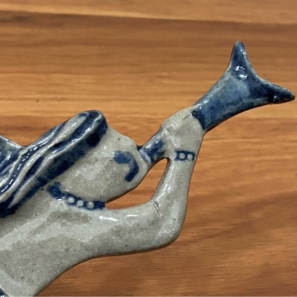 Vintage 1993 ROWE Pottery Salt Glazed Trumpet Angel Christmas Tree Ornament - Picture 7 of 10